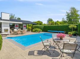 Lovely Home In Gilleleje With Sauna，位于吉利勒杰的酒店