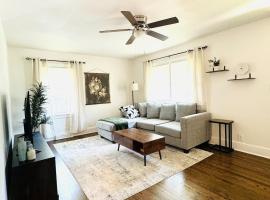 Cozy 3 bed home near DT Wilson，位于威尔森的酒店