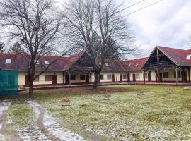 Színes Apartmanok és Kemencés Apartmanok，位于博加奇的酒店