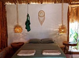 Cabañas Maya Kanxoc，位于Tikuch的酒店