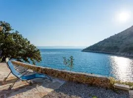 Hidden Gem by Nono Ban