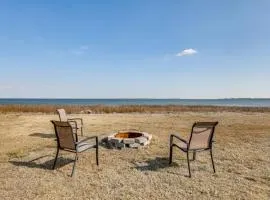 11 Mi to Chincoteague Atlantic Home with Decks!