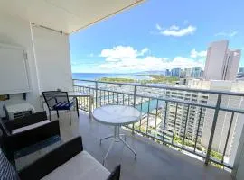 Ilikai Apt 2127 - Spacious Studio with Spectacular Ocean & Harbor Views