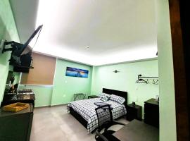 A02 EXECUTIVE SUITE at IZCALLI - TEPOTZOTLAN Families, Tourists & Travelers Choice Students Companies Executives WELCOME!!! 5min Izcalli-15min Esmeralda-20min Sátelite-25min AIFA，位于库奥蒂特兰伊斯卡伊的酒店