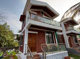 Coastal Breeze Resort，位于Surai的酒店