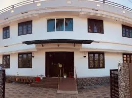 MATHER RAJAGIRI FURNISHED APARTMENTS