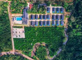 The Grand Retreat - Chikmagalur，位于奇克马格尔的酒店
