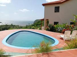Fond Bay Suites Hotel，位于La Pointe的酒店