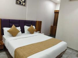 hotel neelkanth inn，位于Dholka的酒店