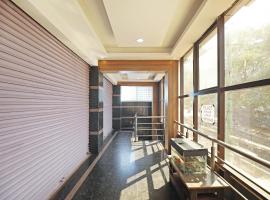 Hotel O HOTEL UTSAV PALACE，位于班加罗尔的酒店