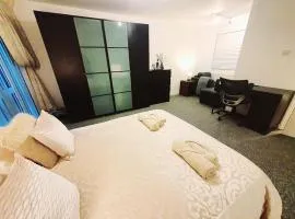 Deluxe Comfy Room with En-Suite - Room 1