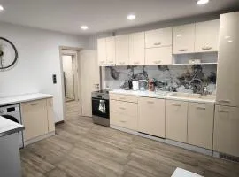 Victoria Elegance Apartment