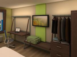 Holiday Inn Express & Suites - Dalton - Walnut Ave by IHG，位于道尔顿的酒店