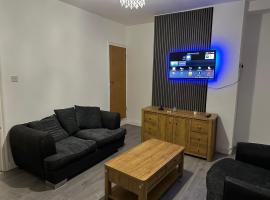 Luxury 3 bed house，位于布雷得佛的酒店