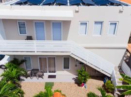 Beach Homes Aruba，位于努尔德的酒店