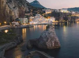 Residenza Mare di Sotto Sorrento，位于梅塔的酒店