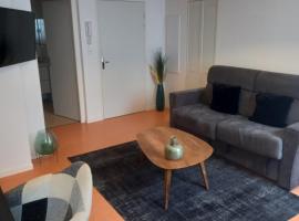 appartement coeur de ville Laruns 2 ou 3 personnes，位于拉兰的酒店