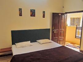 Shivlok guest house，位于乌贾因的酒店