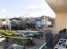 Da Praça，位于圣玛丽亚大德费拉的酒店