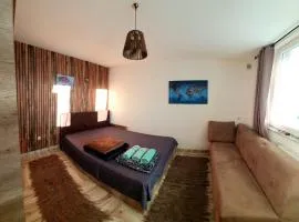 Popova Šapka Winterfell Apartment Kodra e Diellit