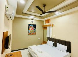 Vrindas Home Stay，位于Maheshwar的酒店
