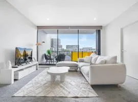 Stylish 1Bed Next to Macquarie Centre & Metro