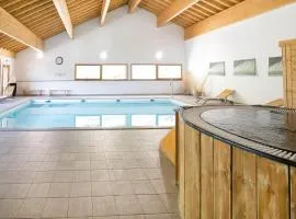 Apartment in 3 Vallées with Pool & Sauna