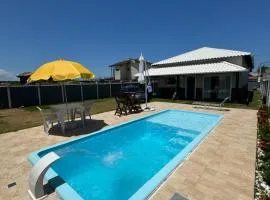 Casa com Piscina,Area gourmet,3 quartos,espaço Kids