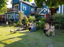Adellia Pension