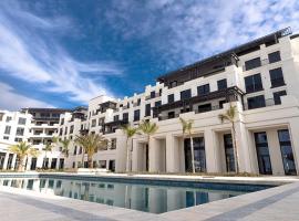 Luxury Seaside Stay - SeaBreeze The Grand，位于Nardaran的酒店