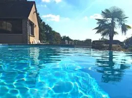 Les maisons d'en haut & Piscine à débordement chauffée