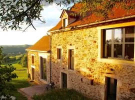 Les maisons d'en bas, piscine et jaccuzi