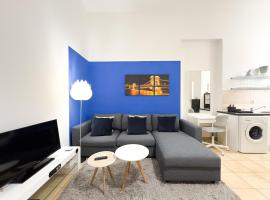 Charming 1BR Condo in Central Budapest - Skyline House，位于布达佩斯的酒店