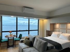 Flat de Luxo no Tropical - Vista Para Rio，位于马瑙斯的酒店