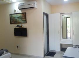 Giriraj Garden Resort，位于Vāgholi的酒店