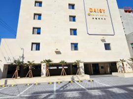 Daisy hotel，位于统营市的酒店