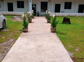 Sukau tomanggong view bed & breakfast，位于Sukau的住宿加早餐旅馆