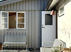 Atelier Blå houses，位于Rösselvik的酒店