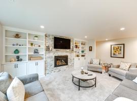 2 Mi to State Fair: Puyallup Home w/ Private Yard!，位于皮阿拉普的酒店