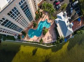 Perfect Island Escape - Beach, Pool, Restaurant & More! -FMB-Condo Island Oasis - Roelens