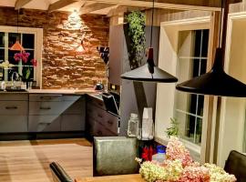 Fantastisk feriehus på Tretten, Hafjell，位于Tretten的酒店