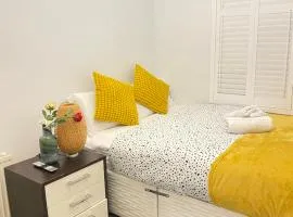 Cosy and lovely 4 bedroom