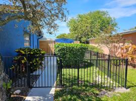 Serene Cottage in Stuart