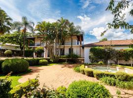 Hotel Fazenda Sant'Anna，位于安帕鲁的酒店