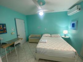 Casa Azul - Apartment，位于圣斐利-银港的带停车场的酒店