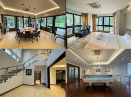 Oasis garden villa Luxury 5-Bedroom , 3200 sqm，位于安吉利斯的豪华酒店