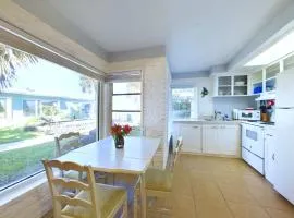 Unit 115 Courtyard Condo In Oceanfront Complex