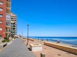 3 Bedroom Cozy Apartment In Sueca