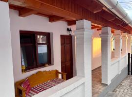 Pal&oacute;cf&ouml;ldi Mened&eacute;k，位于Kaz&aacute;r的宠物友好酒店