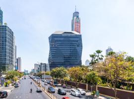 Queensland Hotel Bangkok，位于曼谷的酒店